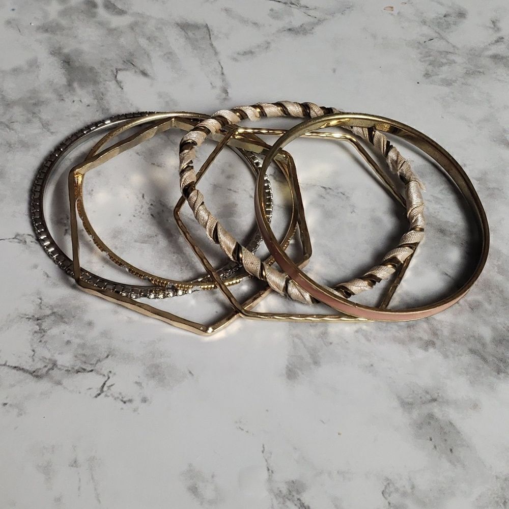 ‎Pink and Faux Diamond Bangles/Bracelets